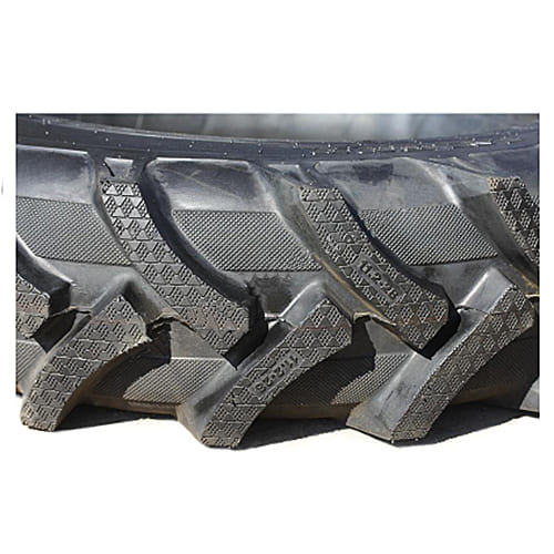 Покришка з камерою 11.2*28 "ялинка" 48,75 кг